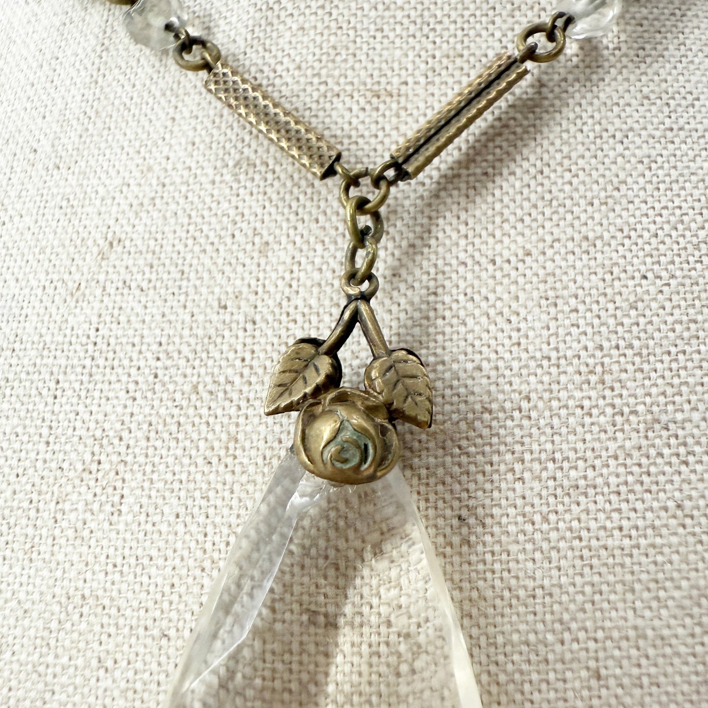 vintage antique gold metal clear beads acrylic Pendant Necklace rose & leaves