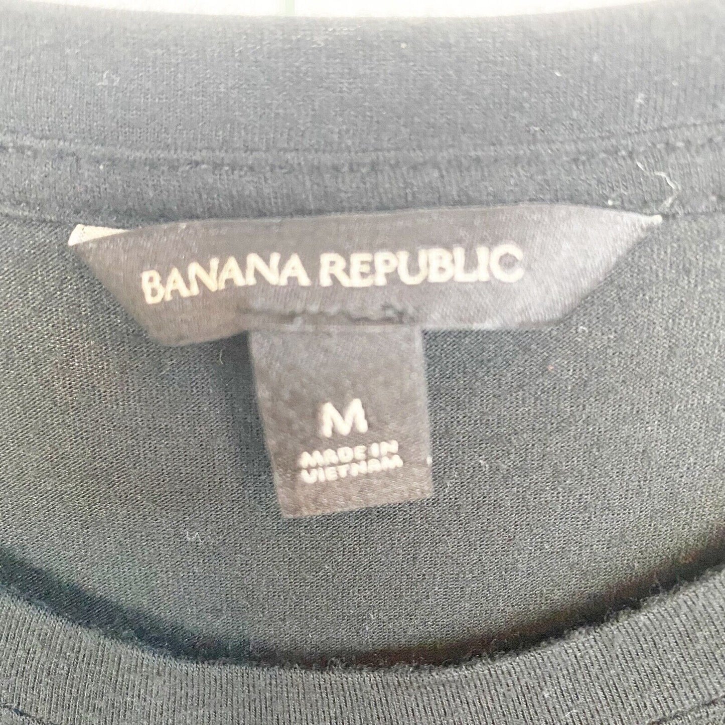 Banana Republic black sleeveless TOP blouse women's M medium knotted hem