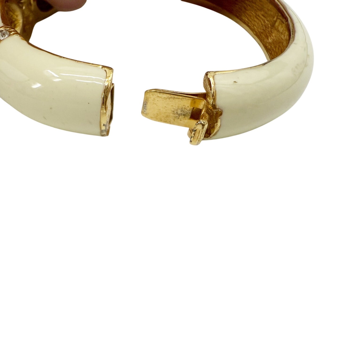 vintage Ciner double panther heads cream Enamel Bangle bracelet costume jewelry