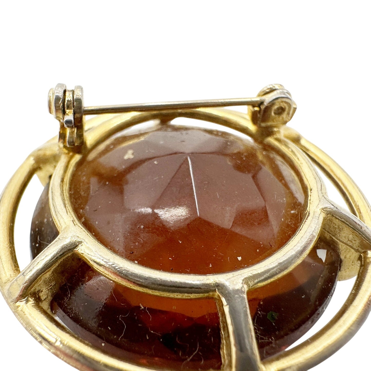 vintage gold metal & translucent brown stone BROOCH round jewelry pin