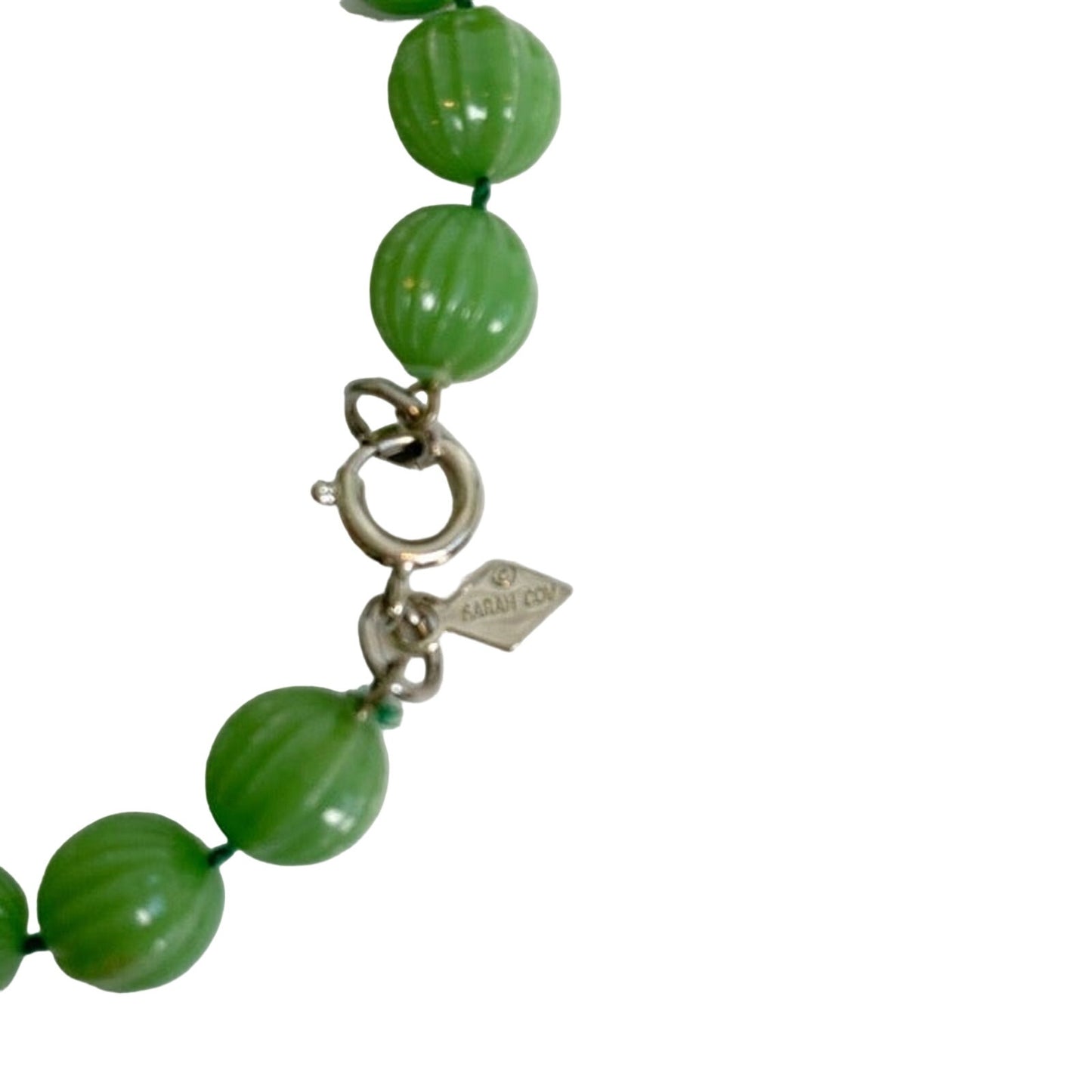 vintage SARAH COVENTRY green strand of ribbed beads NECKLACE costume jewelry