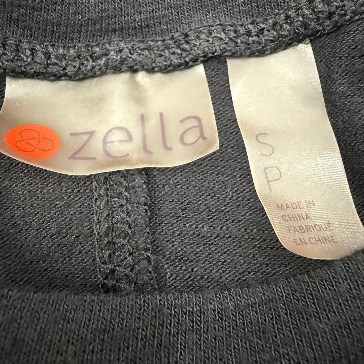 Zella black Top women's SMALL twist knot hem casual shirt