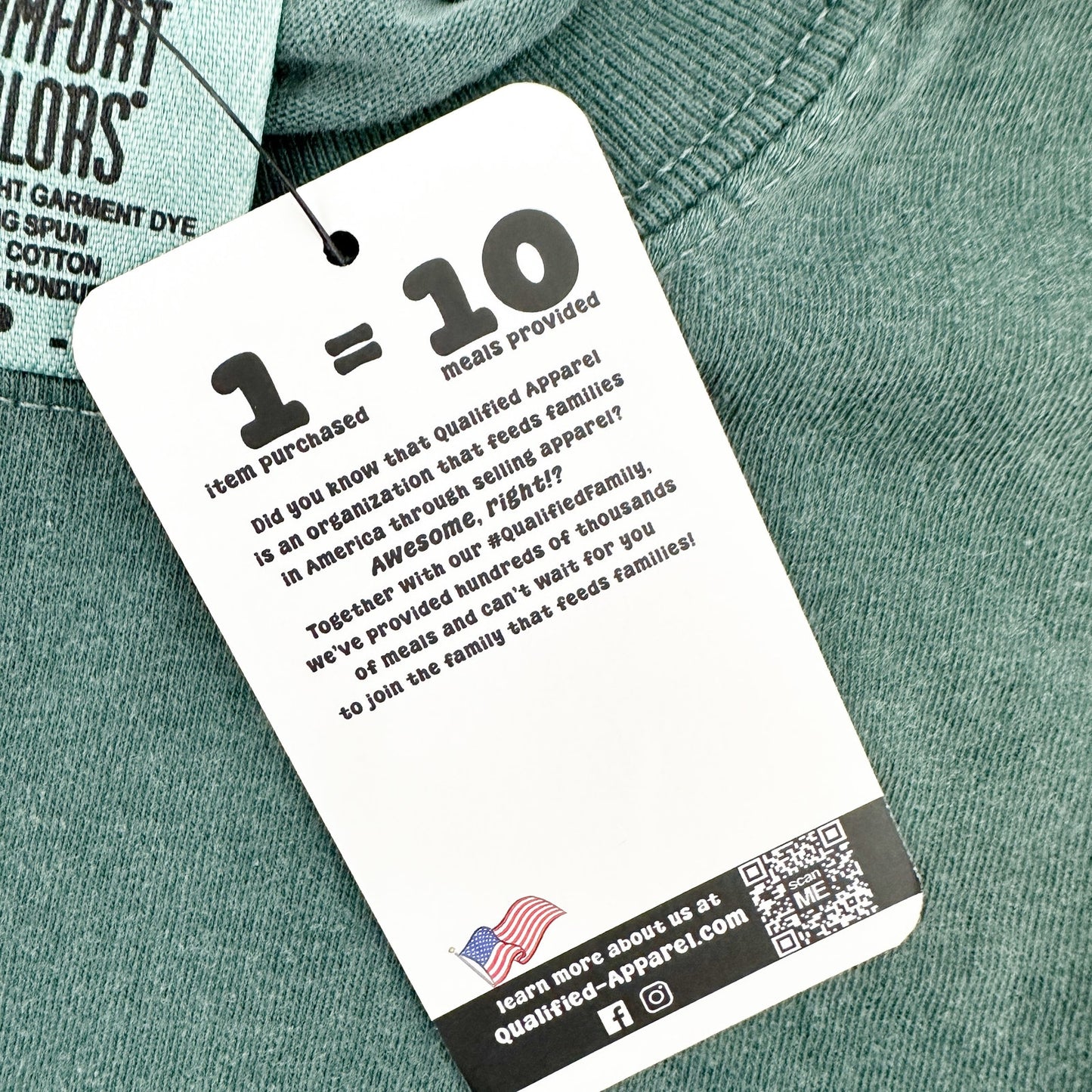 Christmas & All the Dogs tee | S, M, L, XL