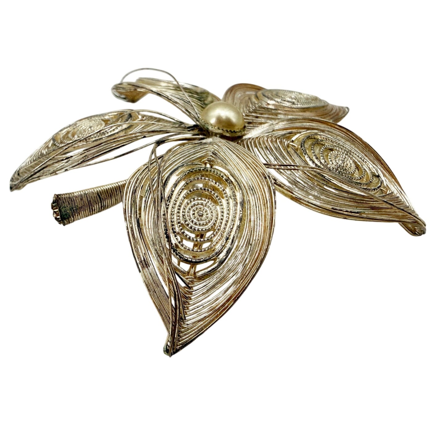 vintage silver wirework metal flower BROOCH costume jewelry pin wire wrap pearl