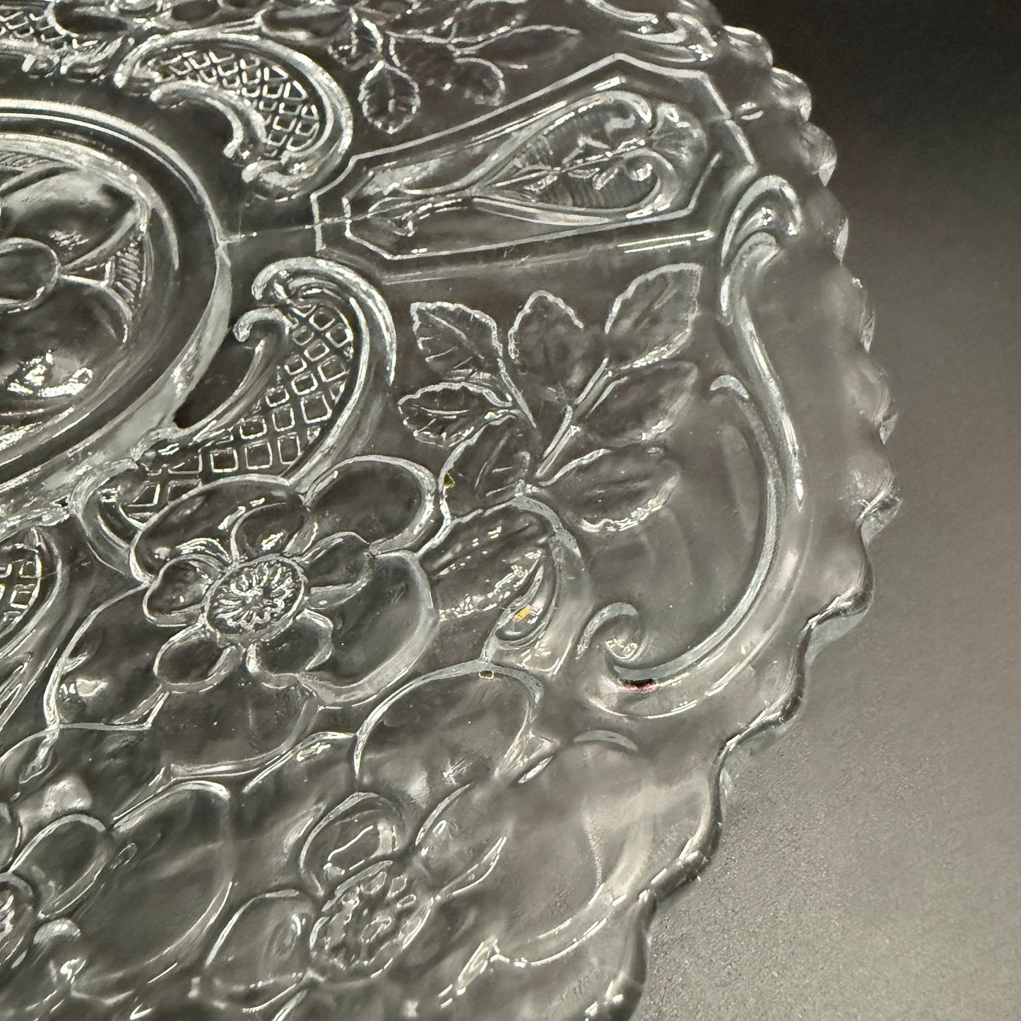 vintage 10.5" clear glass floral Cake Plate scalloped edge pressed glassware