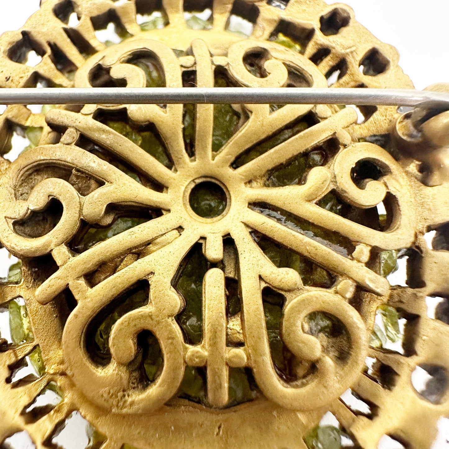 vintage faux pearls gold green stones BROOCH floral jewelry pin