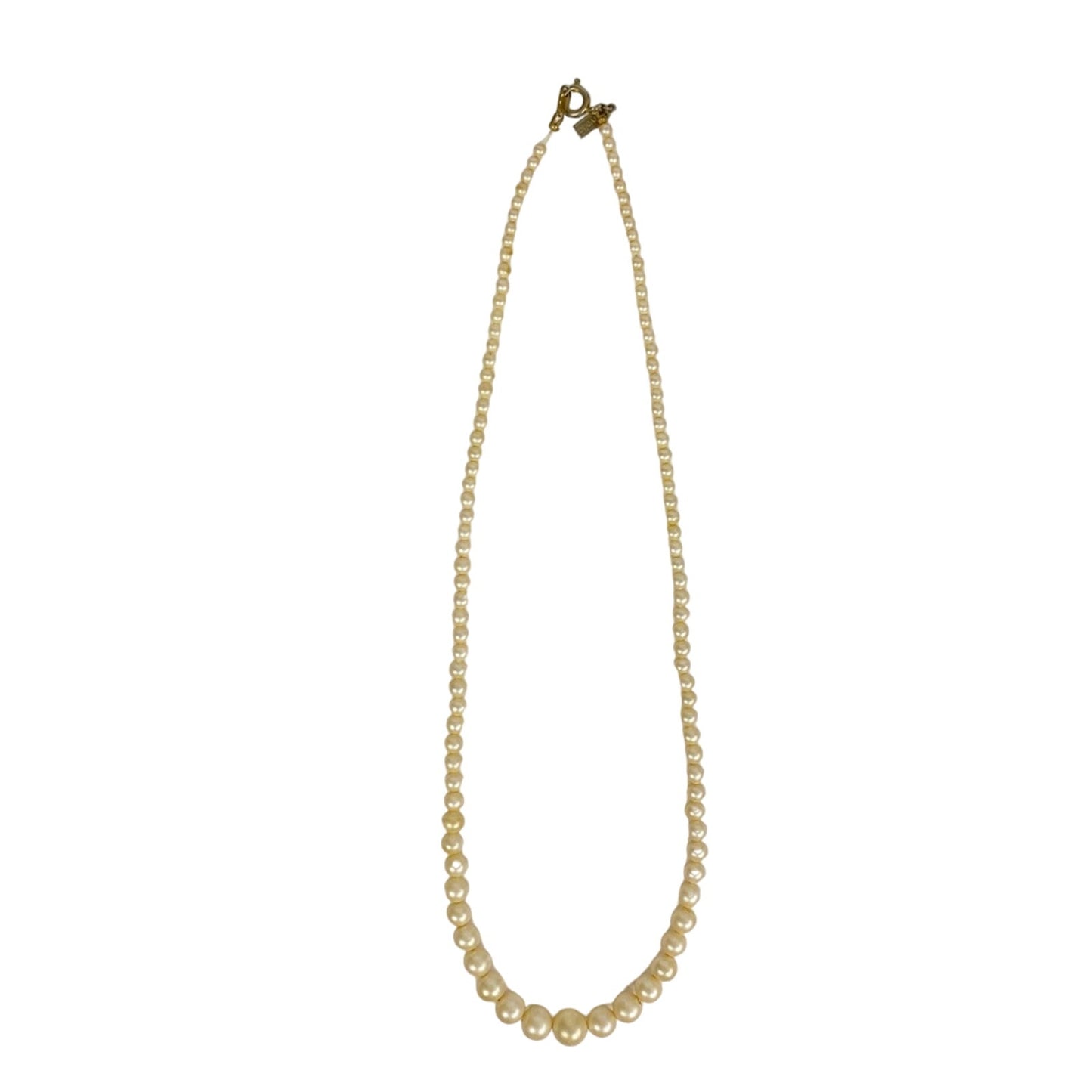 vintage MARVELLA single 17" strand of faux PEARLS necklace costume jewelry