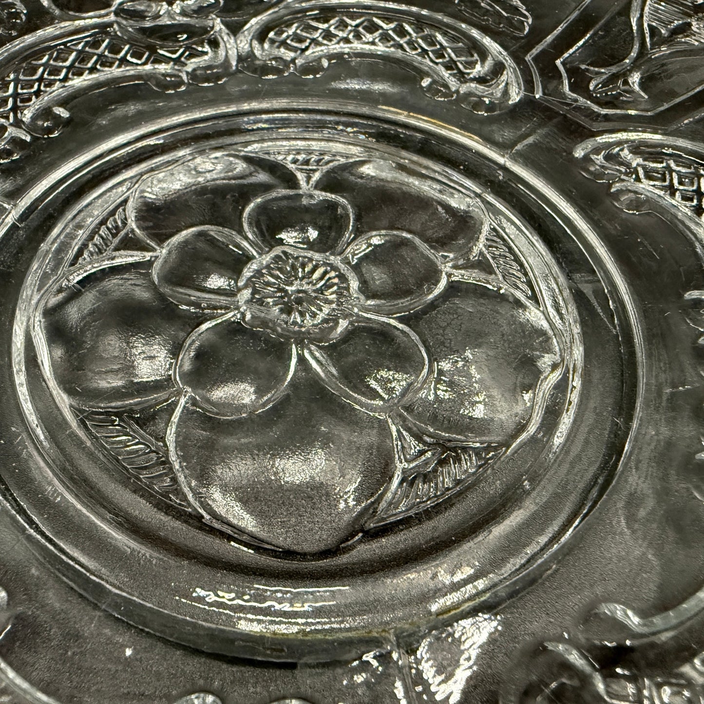 vintage 10.5" clear glass floral Cake Plate scalloped edge pressed glassware