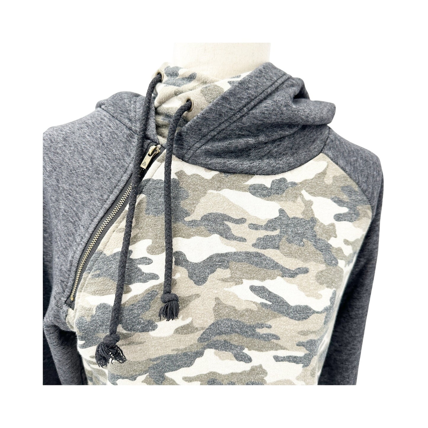 Ampersand Avenue dark gray & camo Double Hooded Sweatshirt Top MEDIUM hoodie
