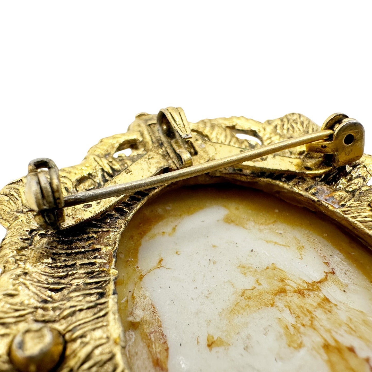 vintage gold painted flower cameo faux pearls BROOCH pendant floral jewelry pin