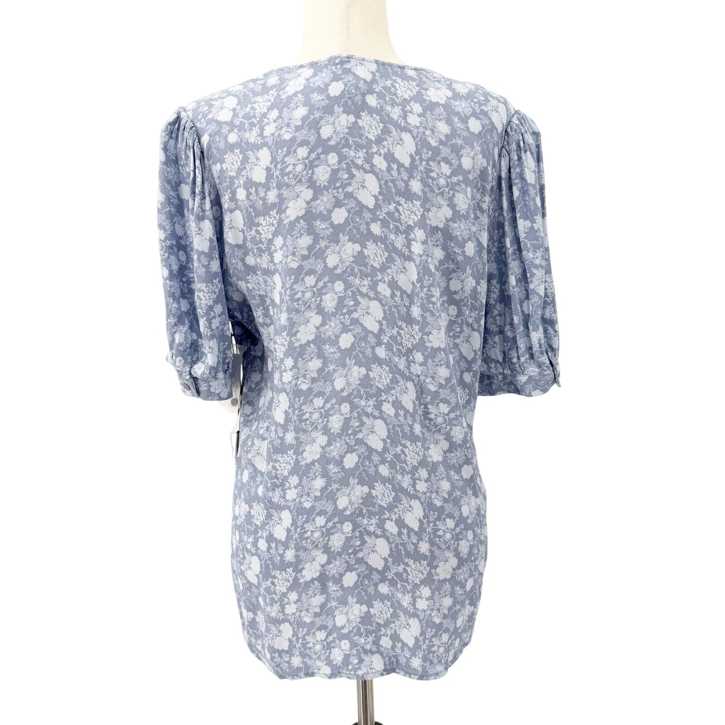 Treasure & Bond blue Blouse pullover Top women's MEDIUM Greta Floral NWT $69 new