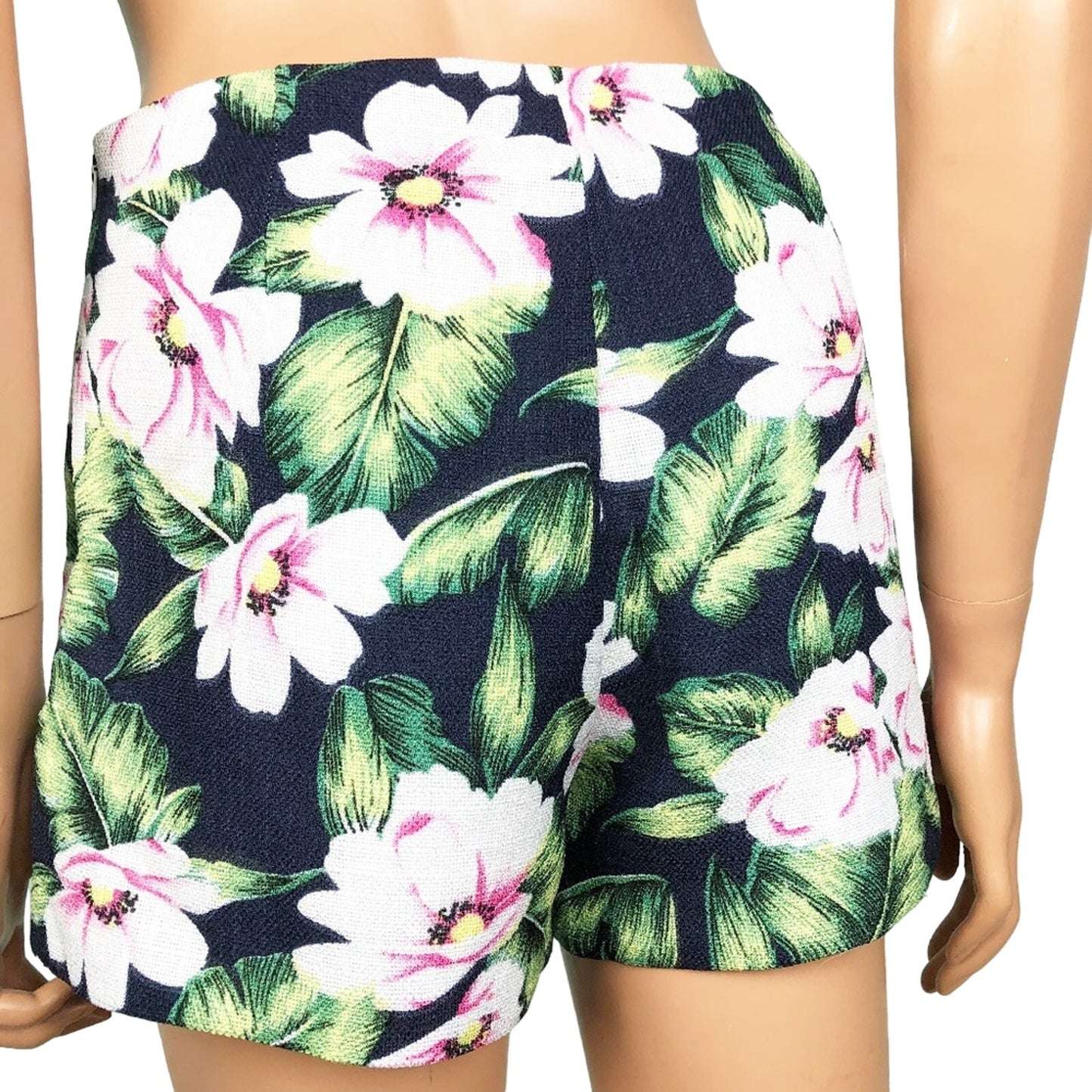 Francesca's Love Riche hibiscus floral SHORTS size SMALL navy white green pink