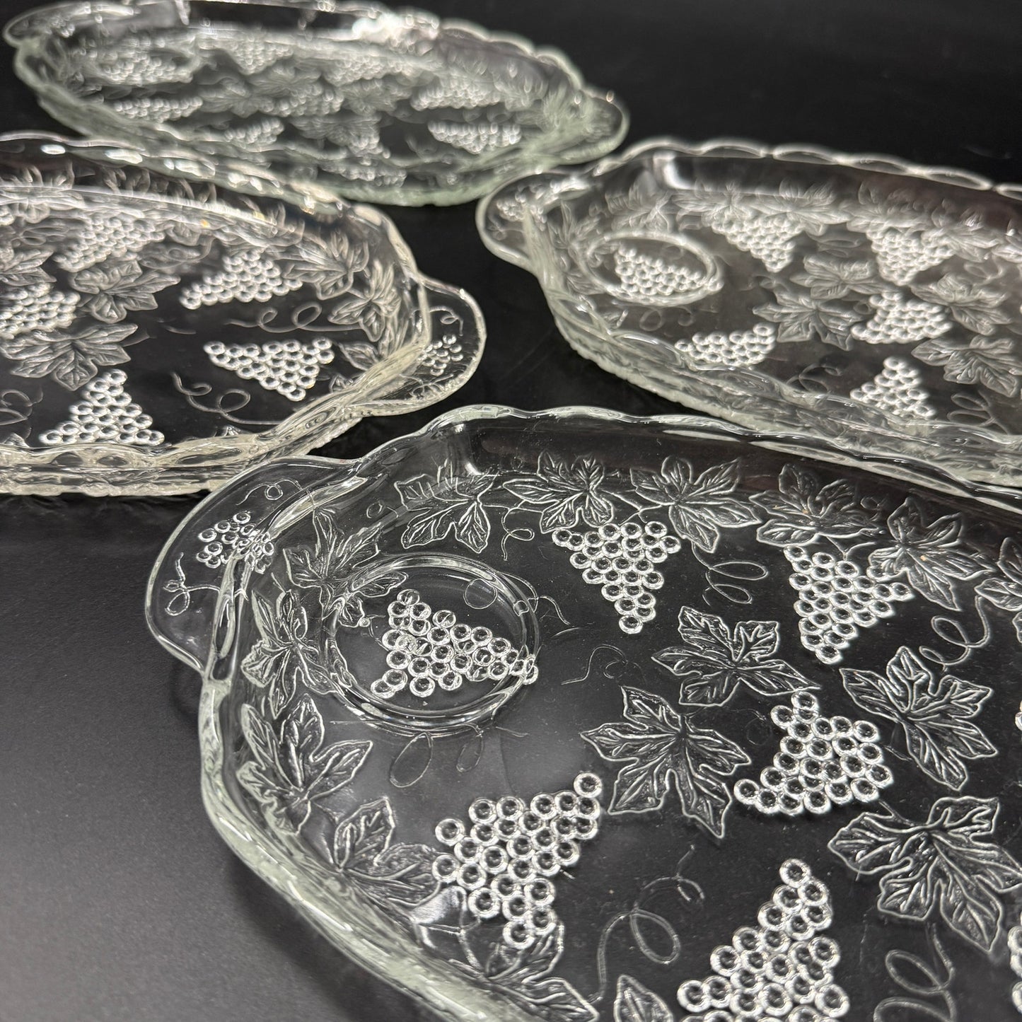 set of 4 vintage Anchor Hocking Vintage Clear Snack Plates grape clusters leaves