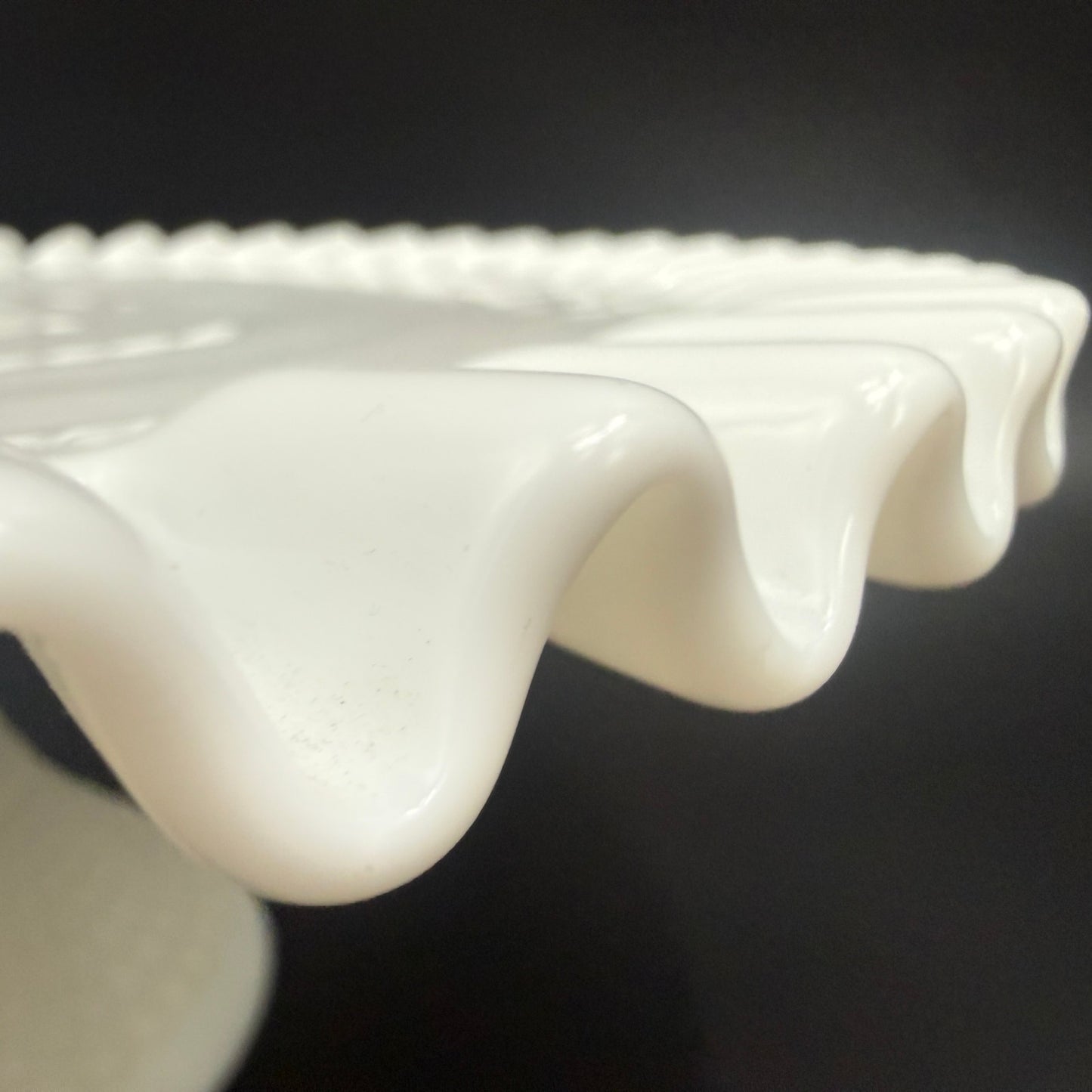 vintage Fenton white Hobnail Milk Glass round Cake Plate pedestal Stand 12.5"