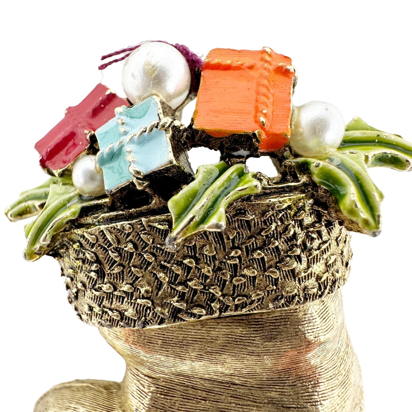 vintage Mode-Art gold Santa's Boot BROOCH gifts Christmas holidays jewelry pin