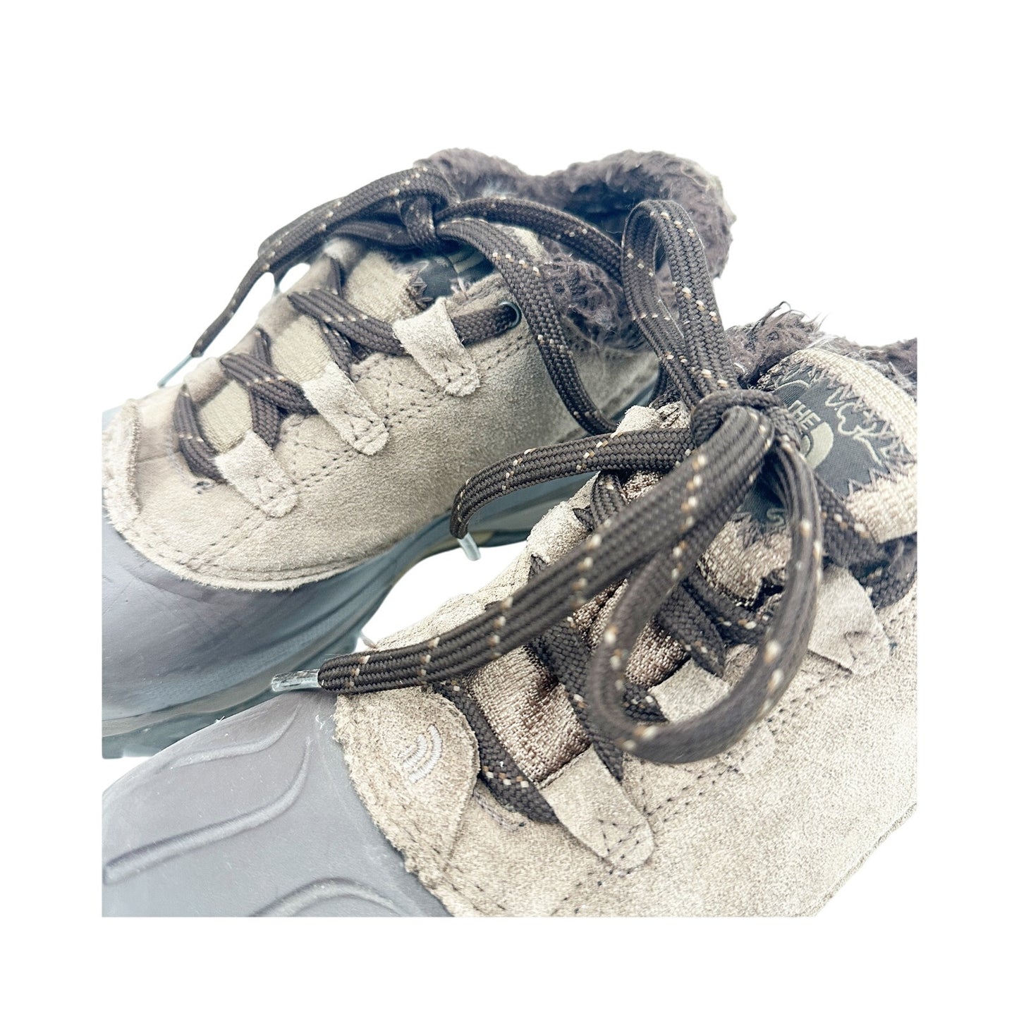 The North Face brown low profile Hiking Shoes women's 6 waterproof heat seeker