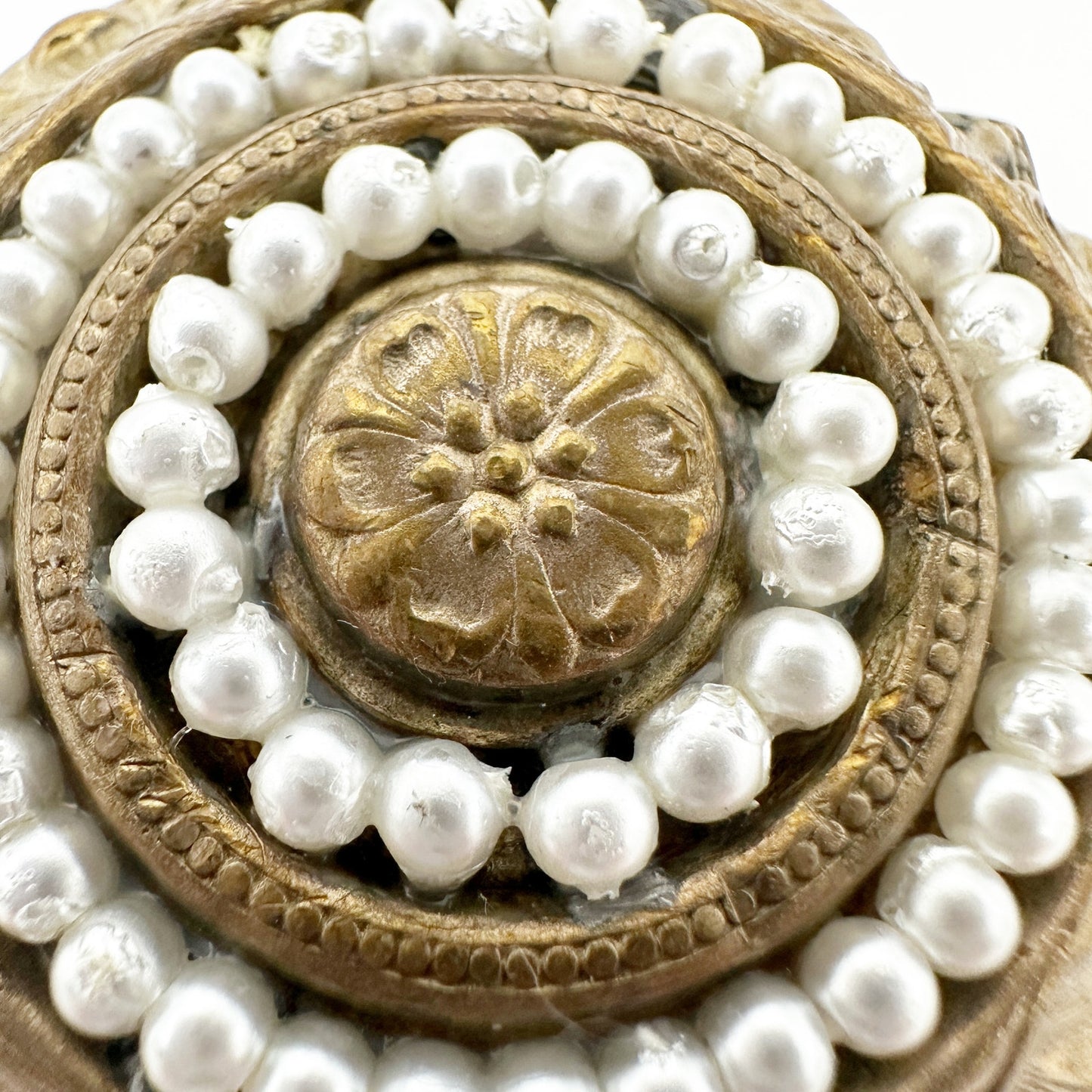 vintage antique gold & faux pearls round BROOCH jewelry pin