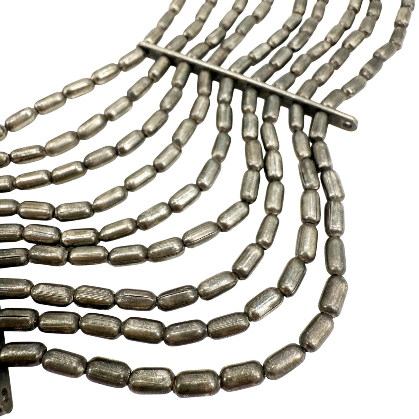 vintage scalloped silver metal Bib Necklace costume jewelry capsule beads