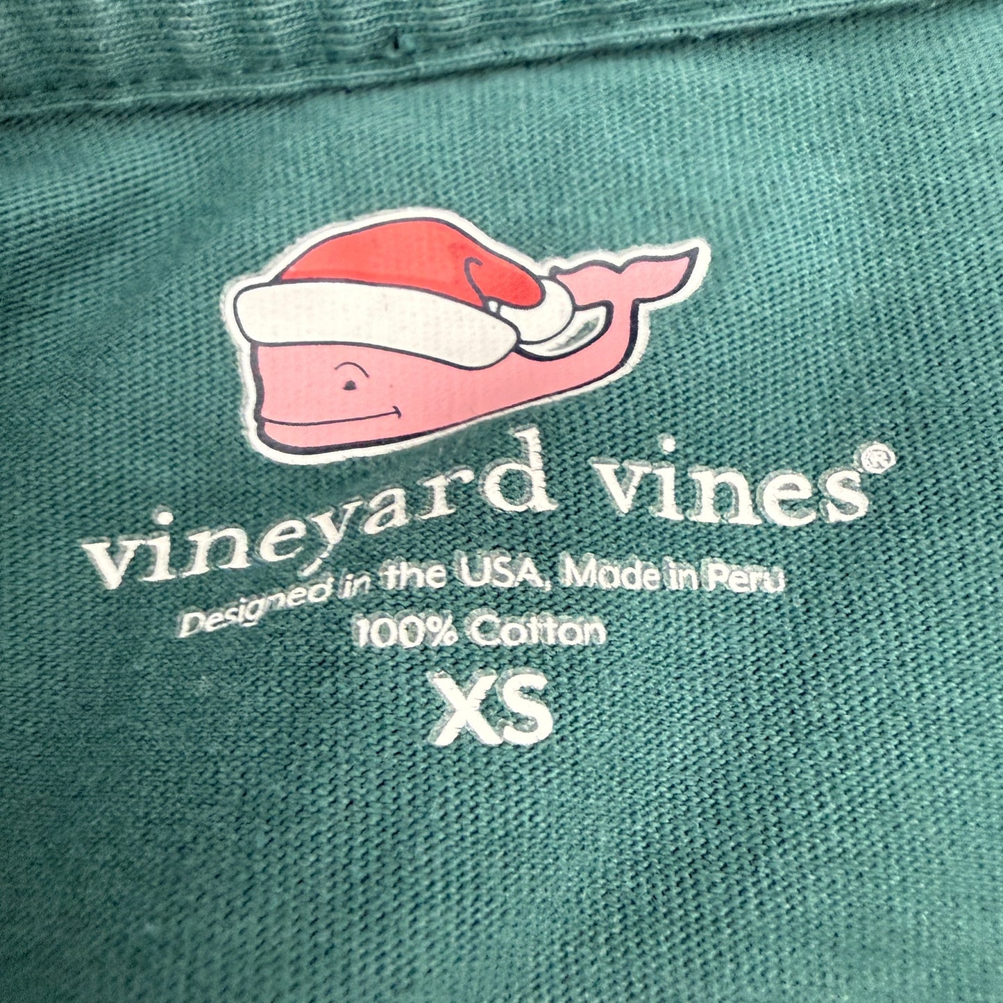 vineyard vines teal green Christmas Whale Tee women's XS t-shirt top Santa hat