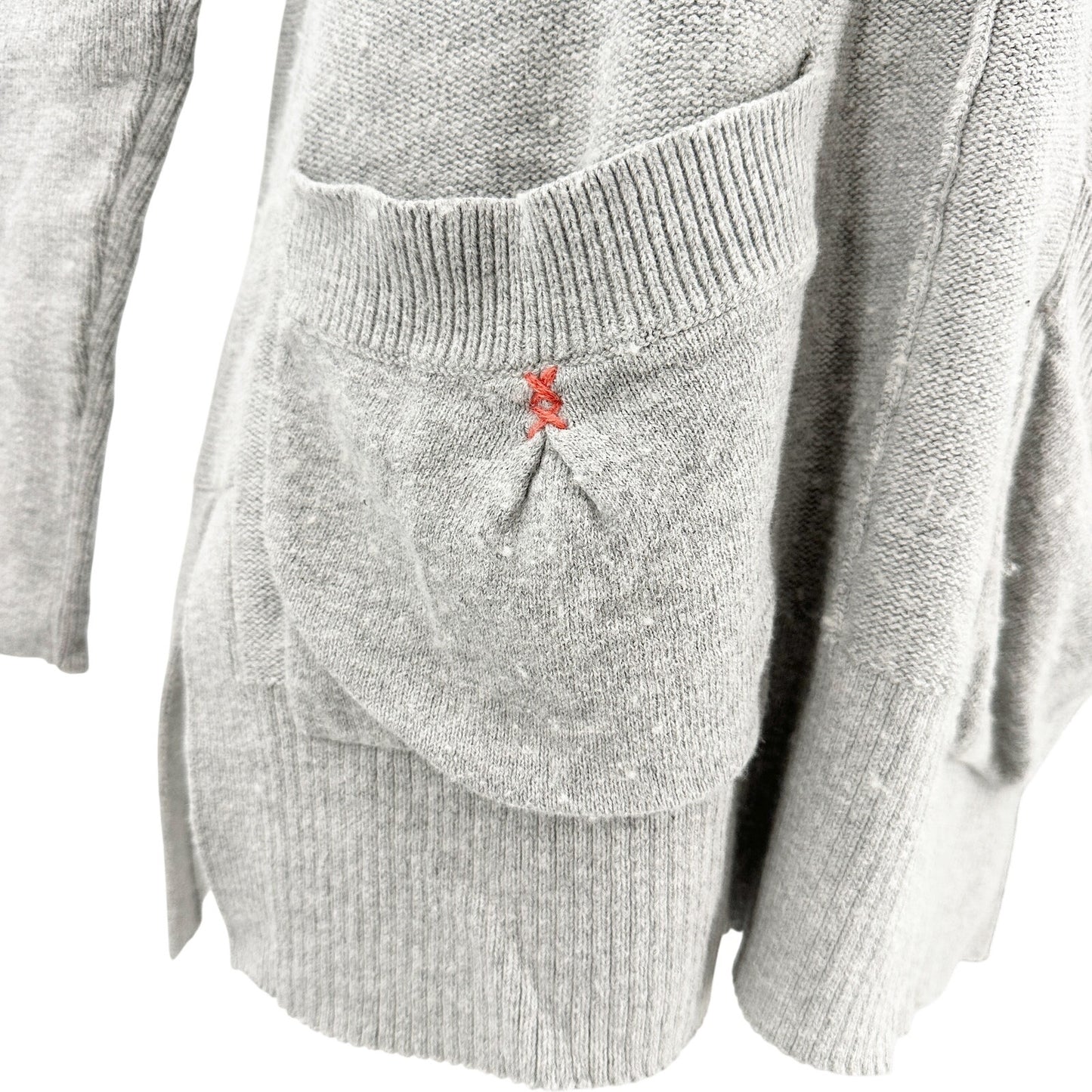 Free People v-neck gray Sweater Top with front pockets women's SMALL normal size