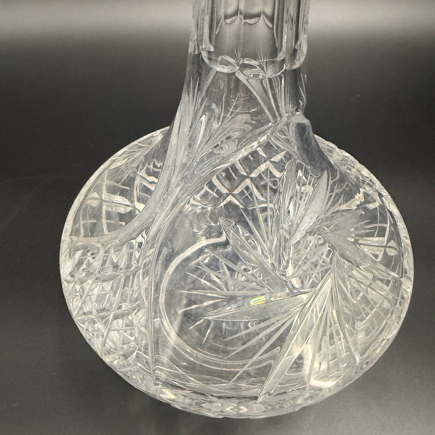 15" crystal cut glass Decanter & Stopper | vintage barware