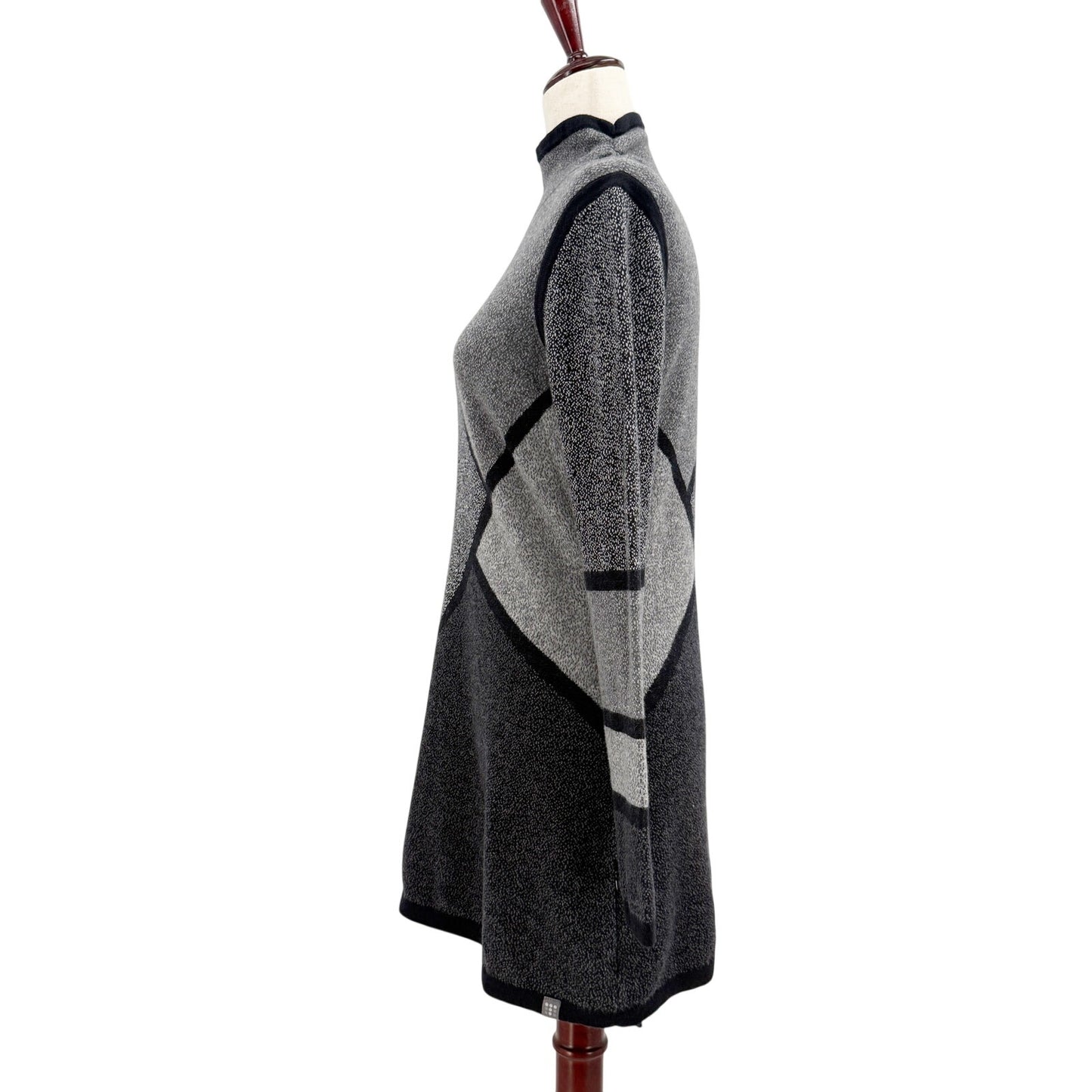 Title Nine gray & black Merino Wool geometric Tunic Sweater Dress women's MEDIUM