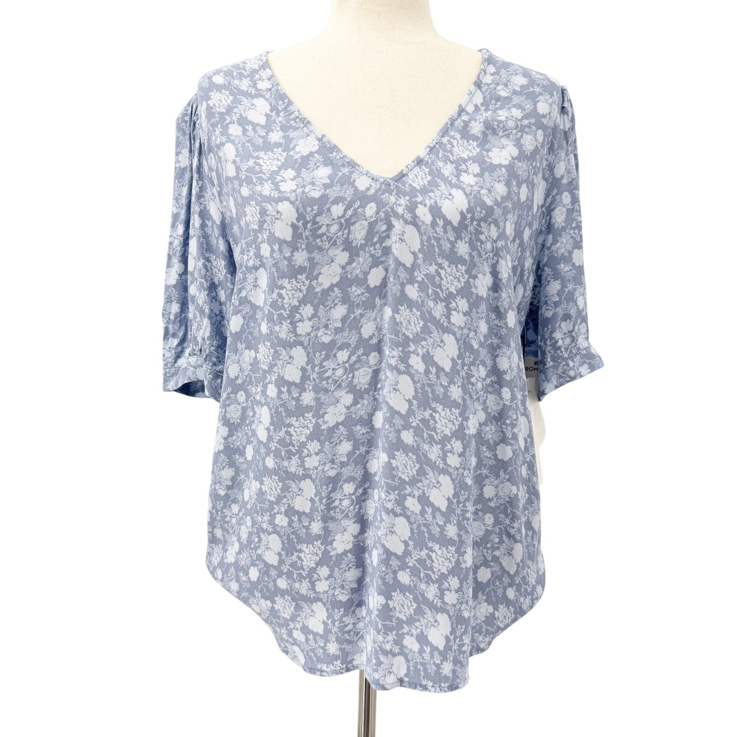 Treasure & Bond blue Blouse pullover Top women's MEDIUM Greta Floral NWT $69 new
