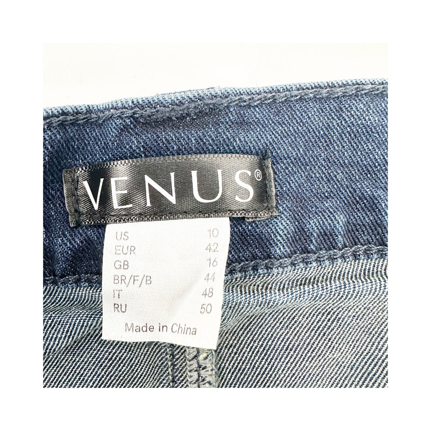 Venus dark blue denim cutoff Shorts 2" inseam women's size 10 rhinestone rivets