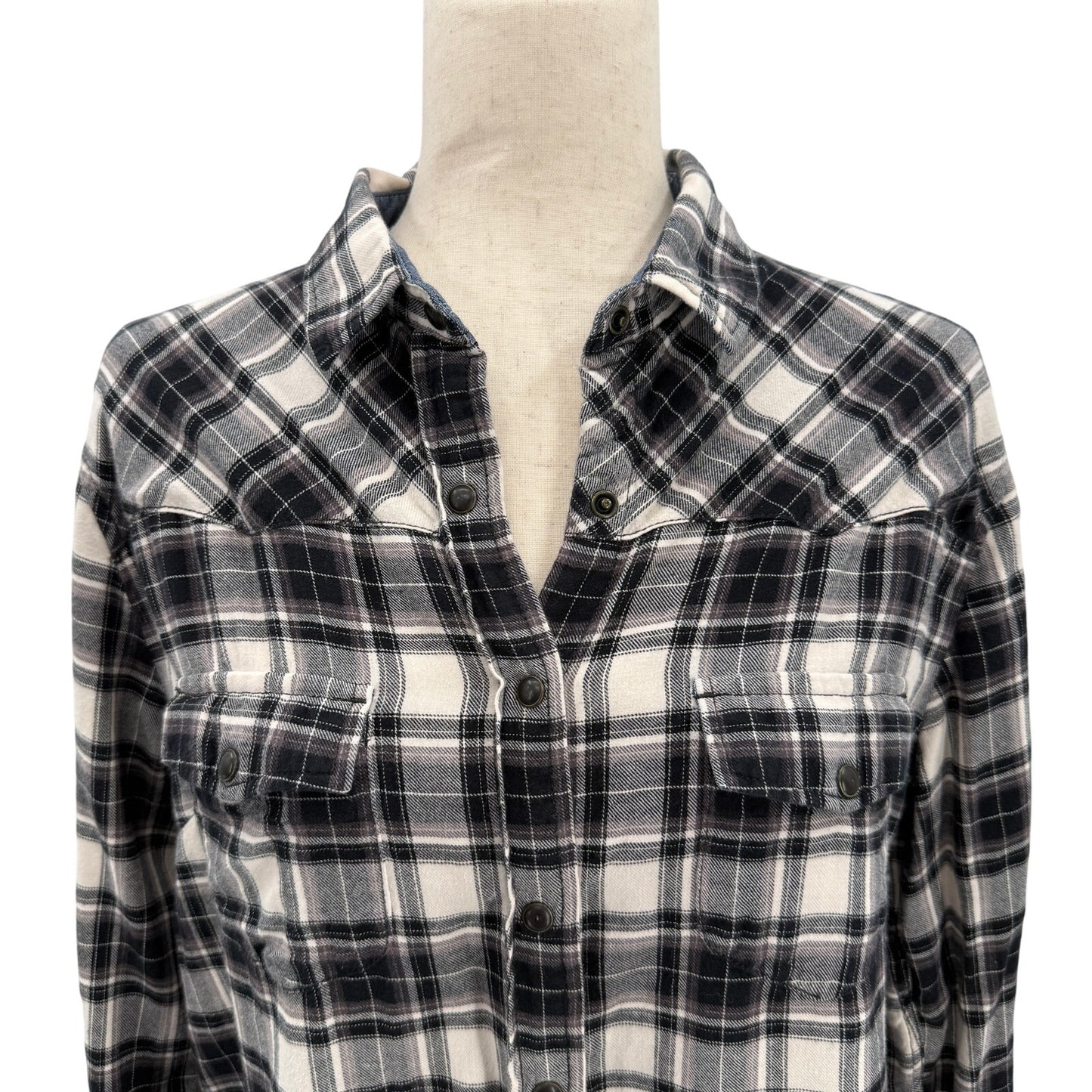JACHS Girlfriend black white Bea Light Flannel Plaid Snap Front Shirt MEDIUM top
