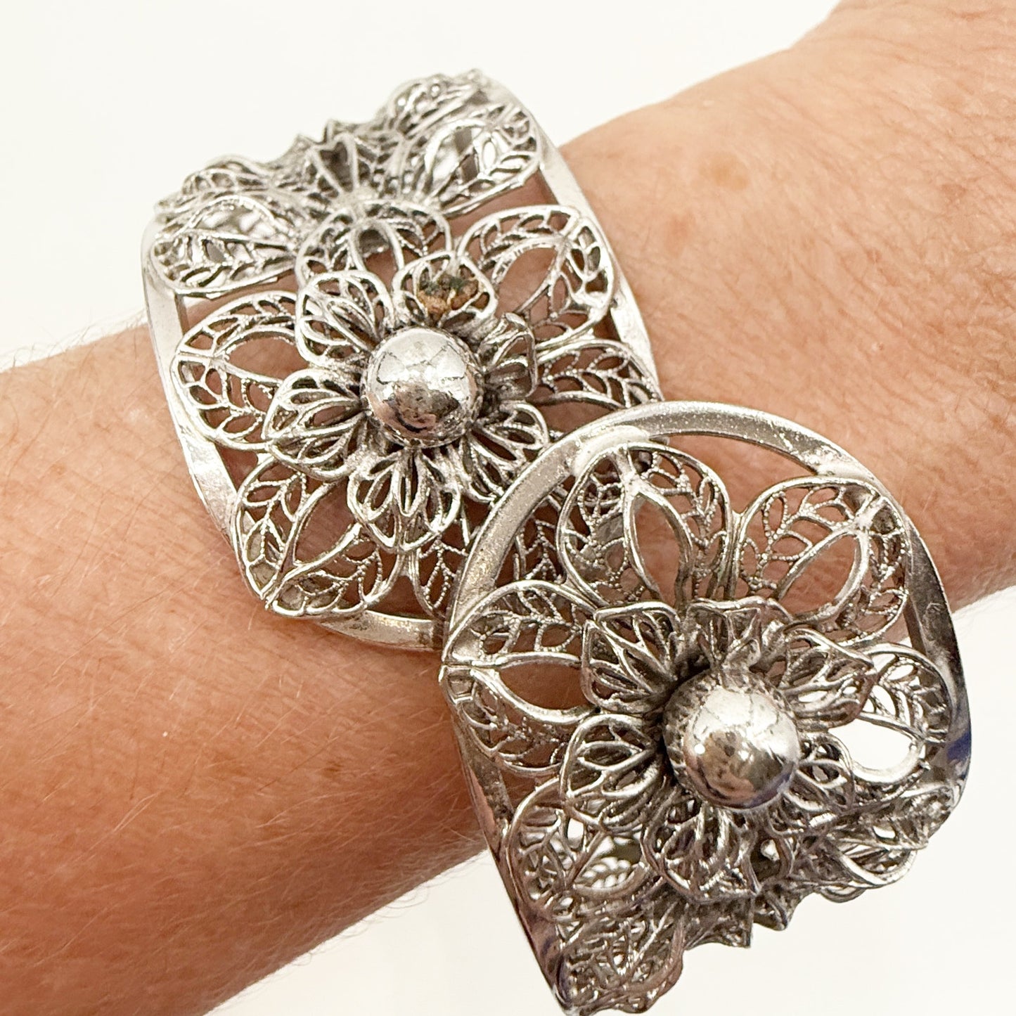 vintage Vargas Hinged floral filigree Bracelet silver toned metal flower jewelry