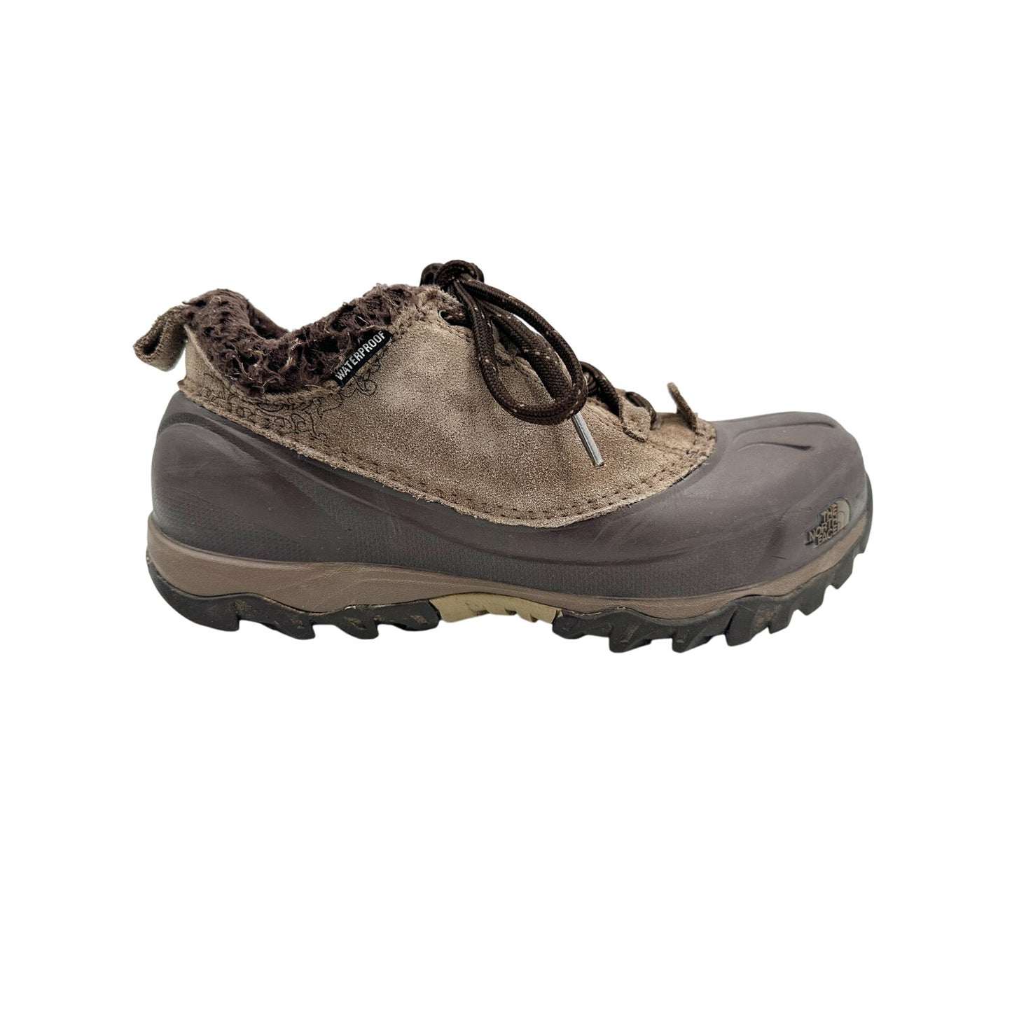 The North Face brown low profile Hiking Shoes women's 6 waterproof heat seeker