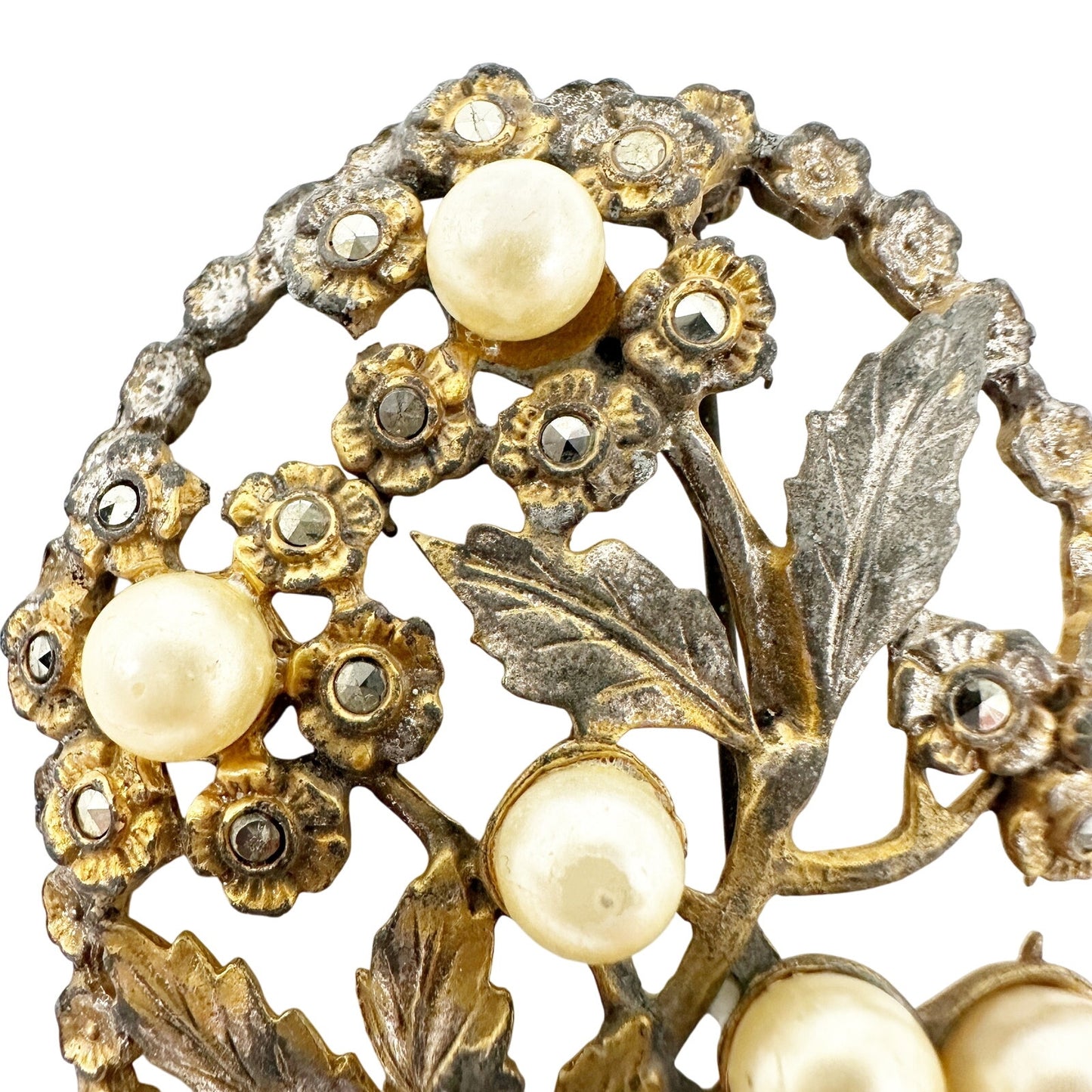 vintage gold metal faux pearls & rhinestones flower BROOCH floral jewelry pin