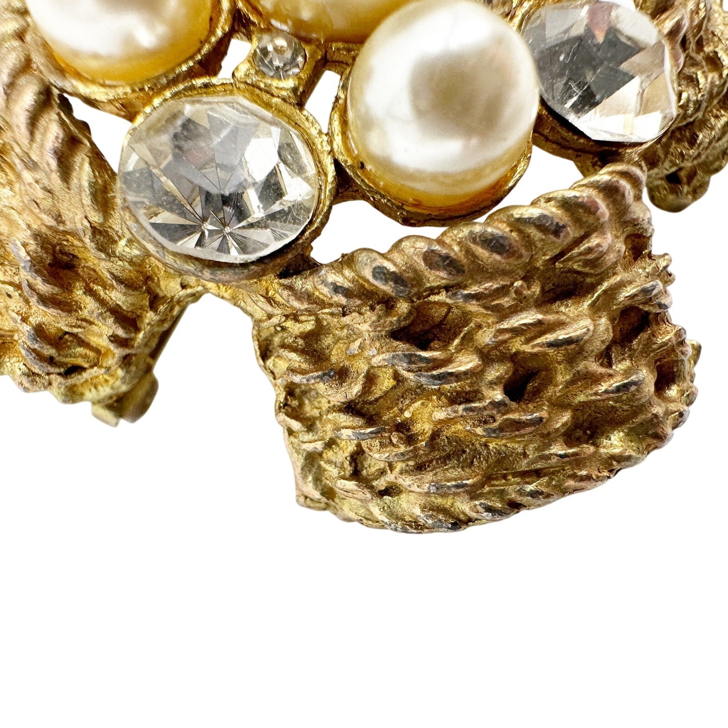 vintage gold faux pearls clear rhinestones BROOCH jewelry pin