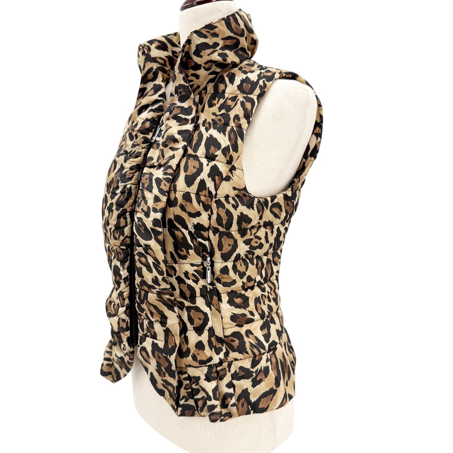 White House Black Market leopard Puffer Vest women's XS rhinestone pulls WHBM