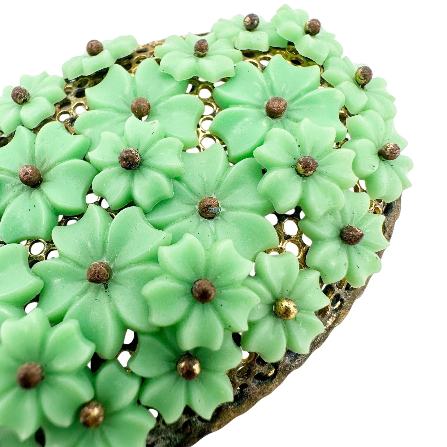 vintage small green flowers on oval metal BROOCH floral jewelry *missing pin*