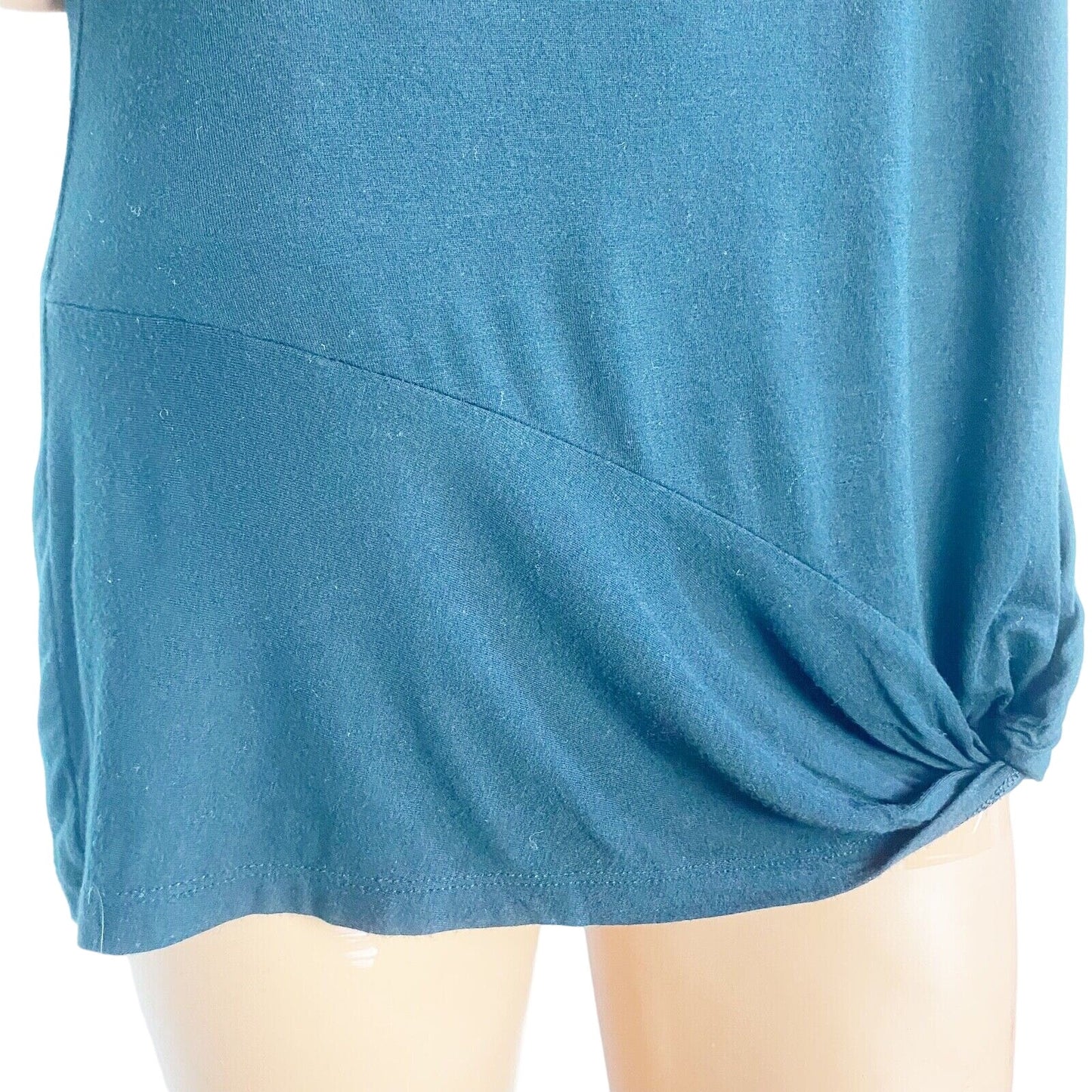 Banana Republic black sleeveless TOP blouse women's M medium knotted hem