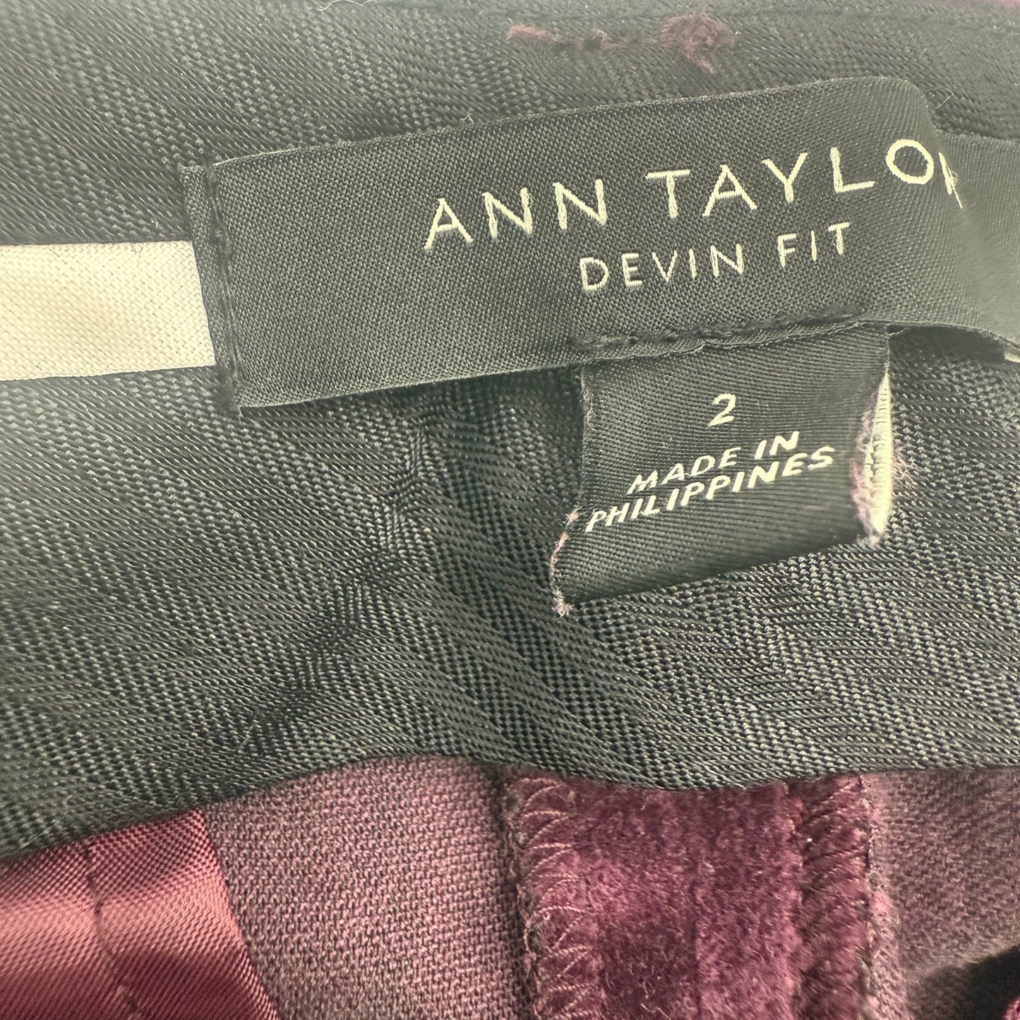 Ann Taylor dark plum Velvet Trousers Pants women's 2 small Devin Fit dressy